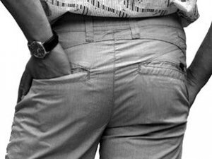 PARAPROKTIT: SEBÄBI, ALAMATLARY, BEJERGI ÇÄRELERINIŇ GÖRNÜŞLERI