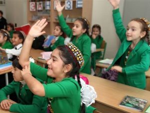 ÝURDUMYZDA ÇAGALARYŇ HUKUKLARY WE MESELELERI BARADA NÄME BELLI?