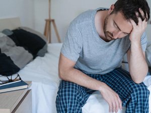 B12 WE FOLAT WITAMINLERINIŇ ÝETMEZÇILIGI HRONIKI ÝADAWLYK BILEN BAGLANYŞDYRYLÝAR